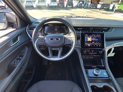 2025 Jeep Grand Cherokee Laredo X