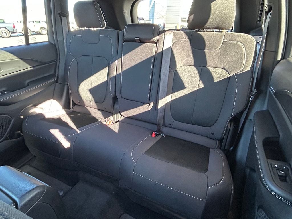 2025 Jeep Grand Cherokee Laredo X