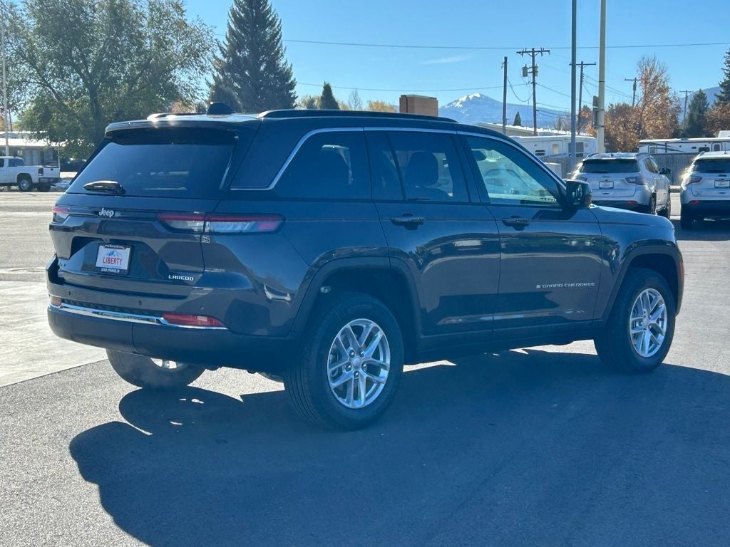 2025 Jeep Grand Cherokee Laredo X