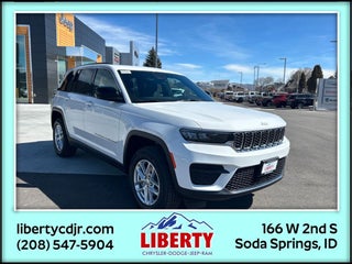 2026 Jeep Grand Cherokee Laredo