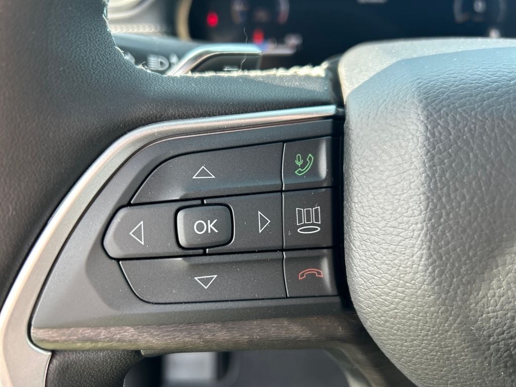 2026 Jeep Grand Cherokee Laredo