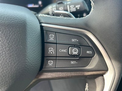 2026 Jeep Grand Cherokee Laredo