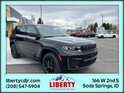 2026 Jeep Grand Cherokee Laredo Altitude