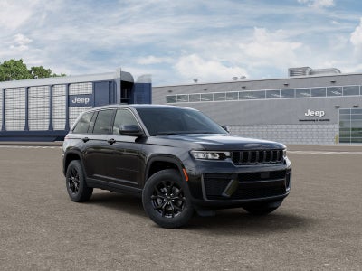 2026 Jeep Grand Cherokee Laredo Altitude