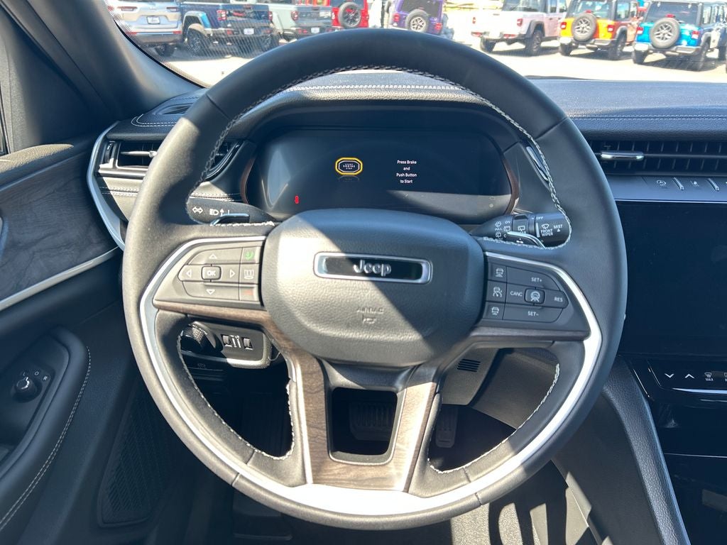 2026 Jeep Grand Cherokee Altitude