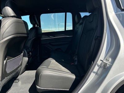 2026 Jeep Grand Cherokee Altitude