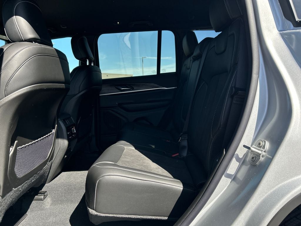 2026 Jeep Grand Cherokee Altitude