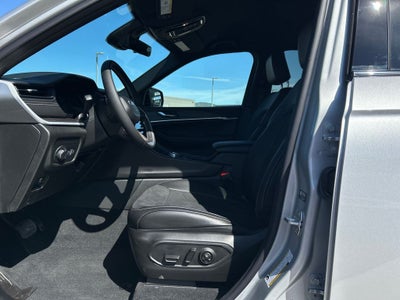 2026 Jeep Grand Cherokee Altitude
