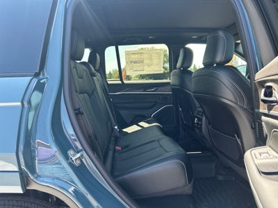 2026 Jeep Grand Cherokee Limited Reserve