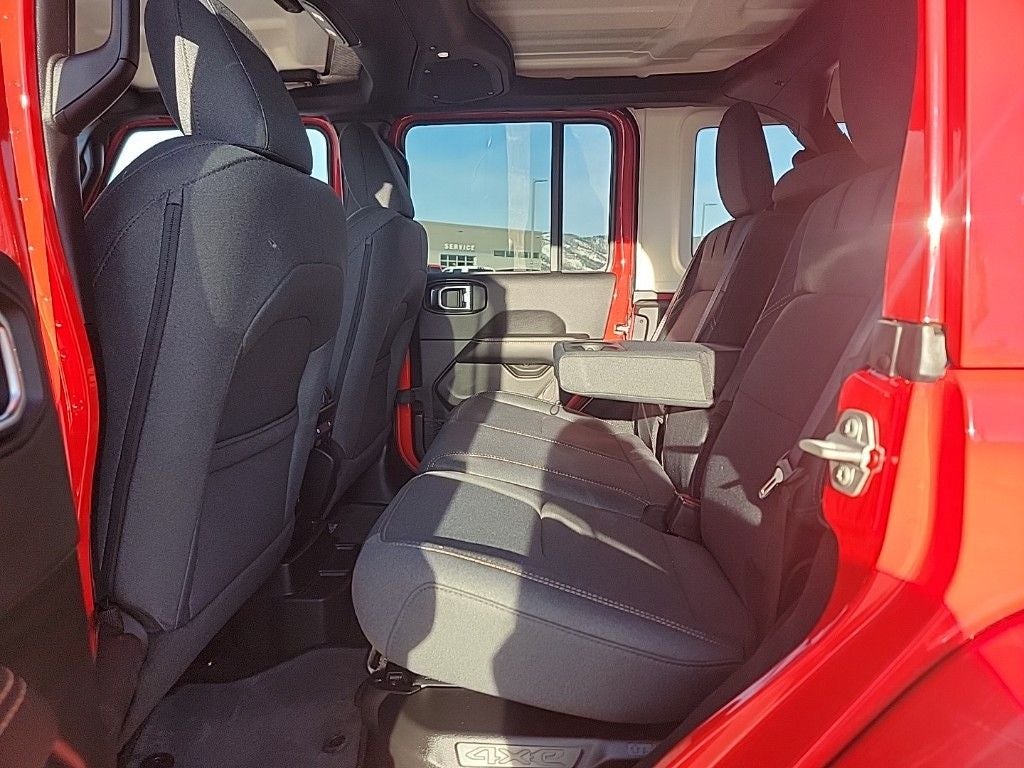 2024 Jeep Wrangler Sahara 4xe