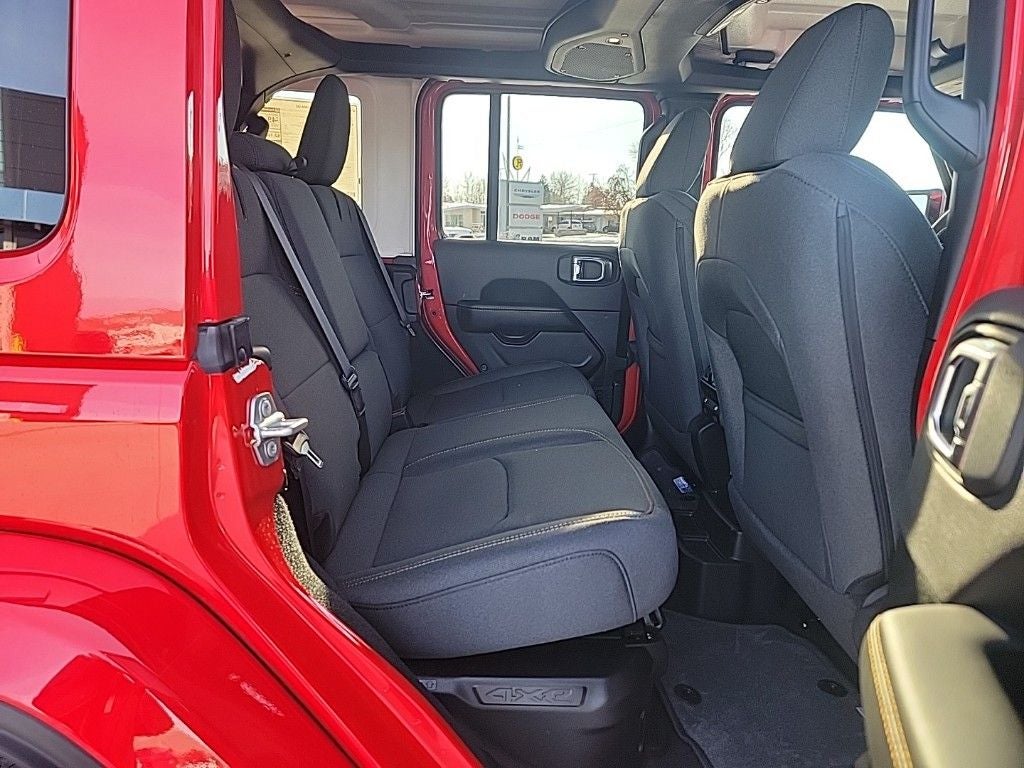 2024 Jeep Wrangler Sahara 4xe