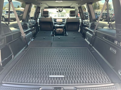 2026 Jeep Grand Wagoneer L 4x4
