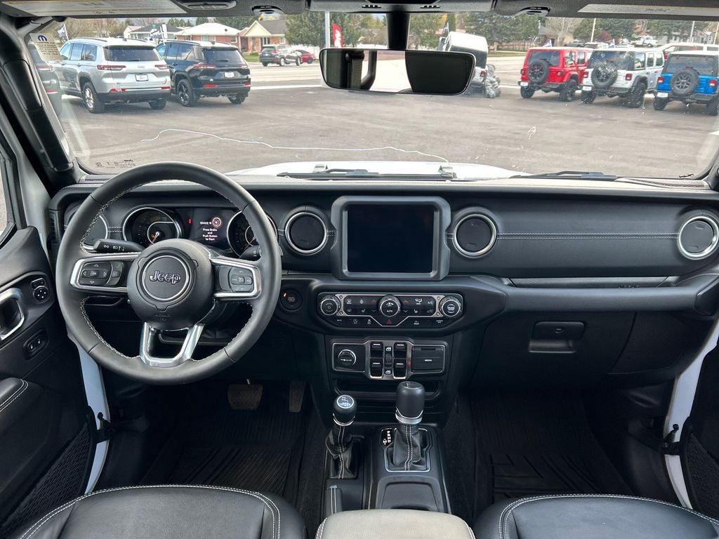 2023 Jeep Gladiator Overland