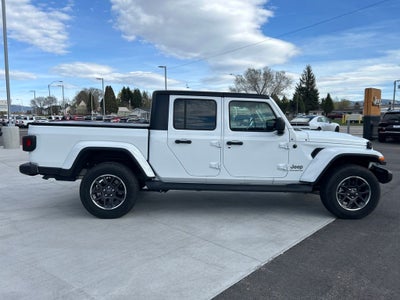 2023 Jeep Gladiator Overland