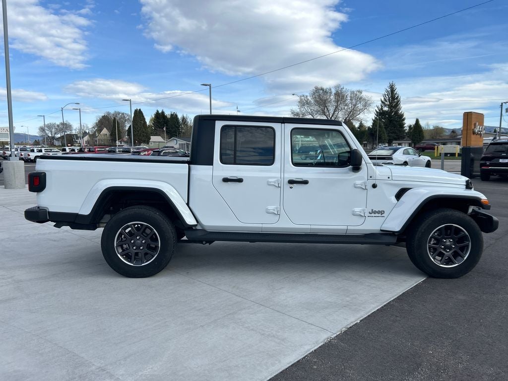 2023 Jeep Gladiator Overland