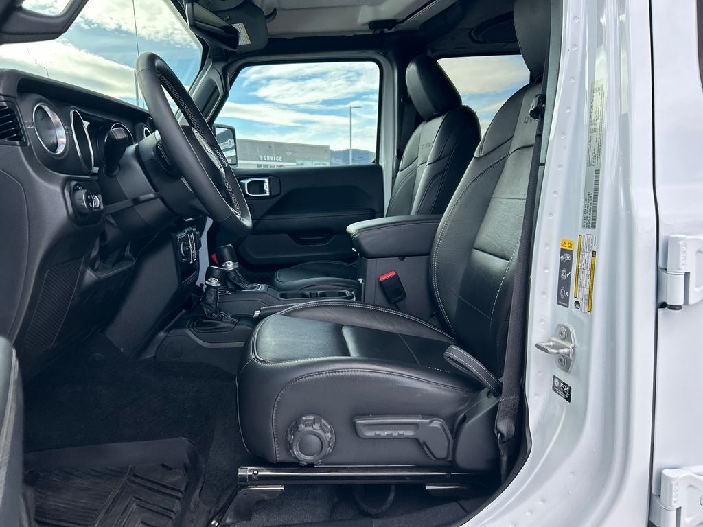 2023 Jeep Gladiator Overland