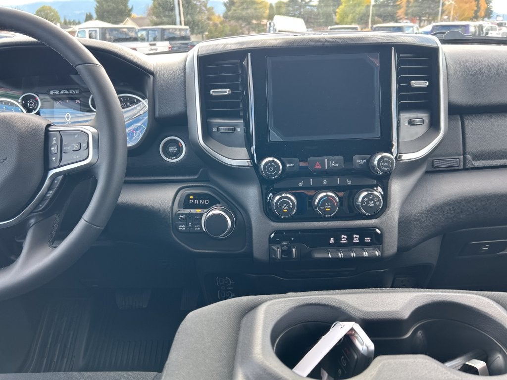 2027 RAM 1500 Big Horn/Lone Star