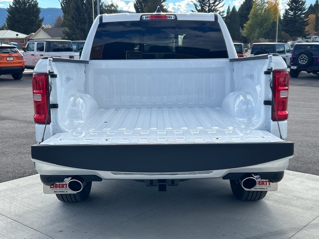 2027 RAM 1500 Big Horn/Lone Star