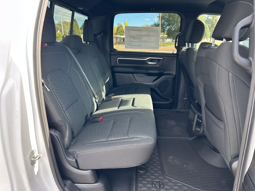 2027 RAM 1500 Big Horn/Lone Star