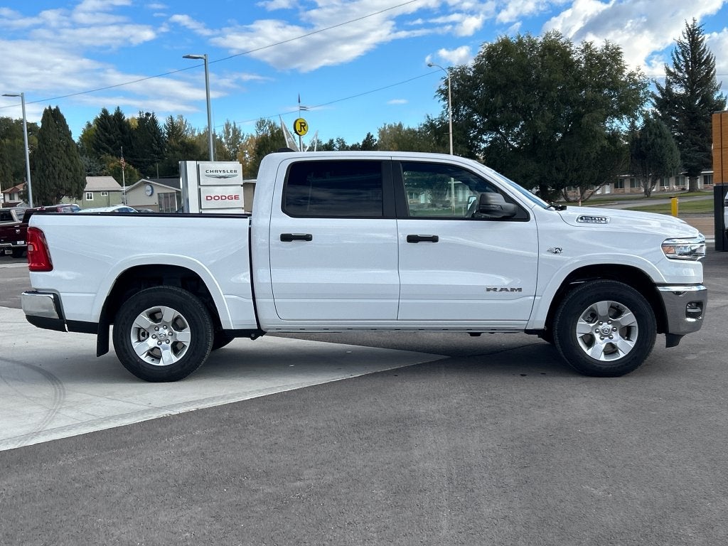 2027 RAM 1500 Big Horn/Lone Star
