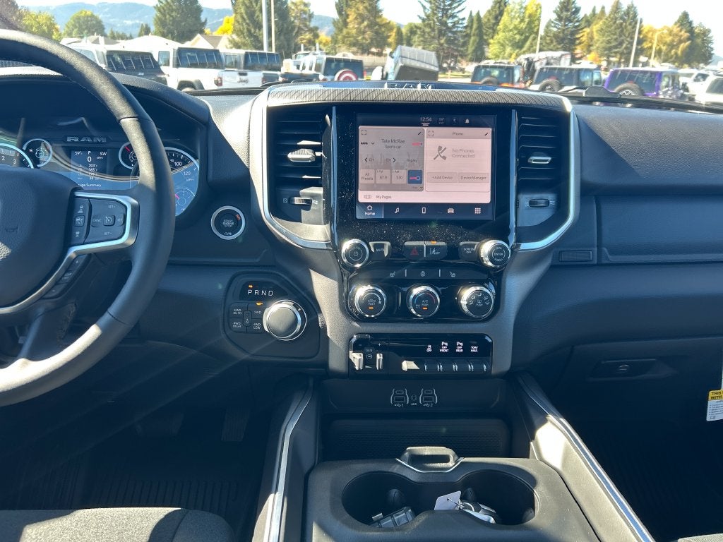 2027 RAM 1500 Big Horn/Lone Star