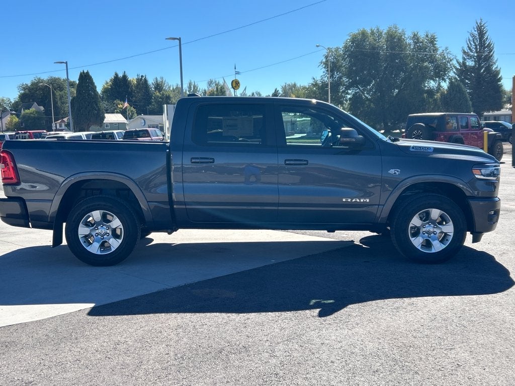 2027 RAM 1500 Big Horn/Lone Star