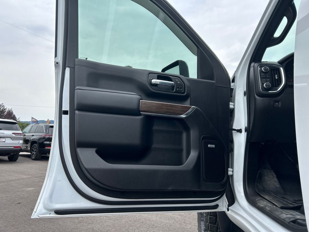 2023 Chevrolet Silverado 3500HD High Country