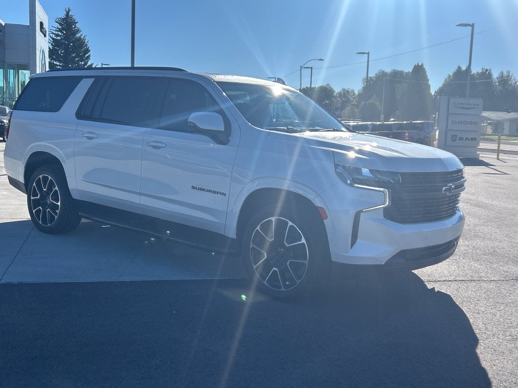 2023 Chevrolet Suburban RST