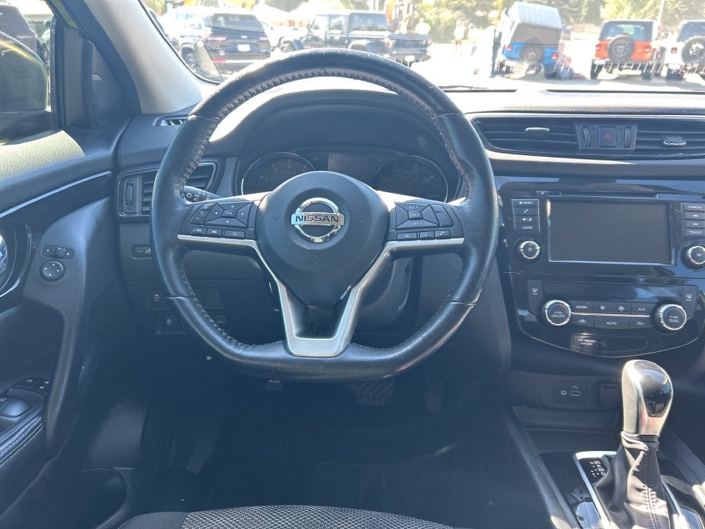 2020 Nissan Rogue Sport SV