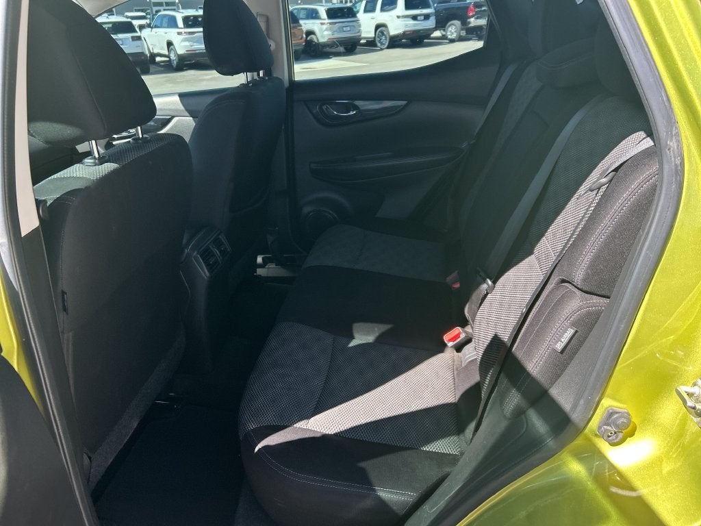 2020 Nissan Rogue Sport SV